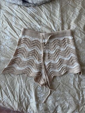 Cupshe Beige & Cream Crochet High-Waist Shorts